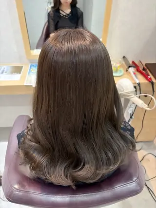 セミロング ブラウンカラー 🫧tomoka🫧のヘアスタイル