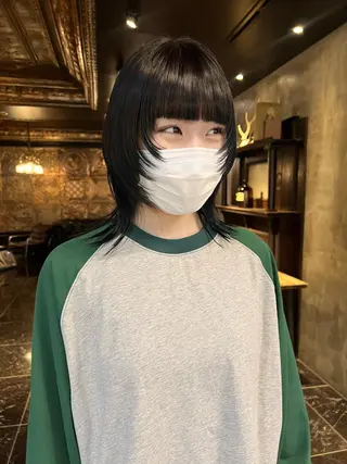 セミロング カラー haco＋所属・圧倒的デザイン力 店長🎨RENAのヘアスタイル