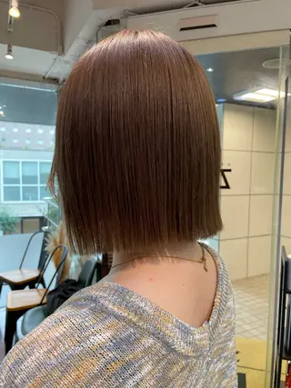 カラー ボブ/暖色カラー コウボヒカルのヘアスタイル