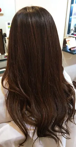 サロングラーティア所属・fumi フミのヘアスタイル