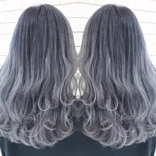 ミディアム カラー 及川シゲル 髪質改善講師のヘアスタイル