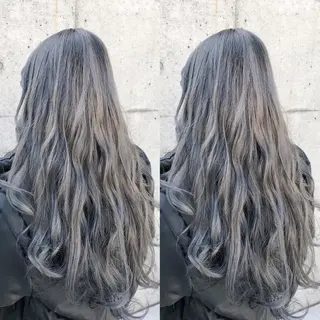 ロング カラー パーマ ヘアアレンジ メンズ キッズ ネイル マツエク・マツパ 💟Chloe原宿店 🩶ハイトーンのヘアスタイル