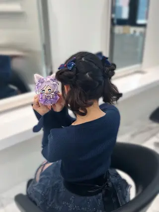 セミロング ヘアアレンジ うる艶モテカラー💞 盛れるヘアメ👧🏻のヘアスタイル