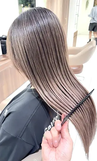 ロング 髪質改善/縮毛矯正 /カラー/篠塚菜々子のヘアスタイル