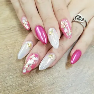 ネイル 河野ちえ (雑誌掲載サロン)のネイルデザイン