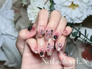 ネイル E.N🦋 長さ出し/持ち込みのネイルデザイン