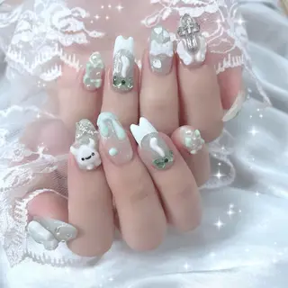 ネイル アイラッシュサロン新宿所属・_Nail_ Amiのネイルデザイン
