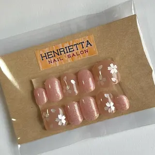 ネイル HENRIETTA NAILSALONのネイルデザイン