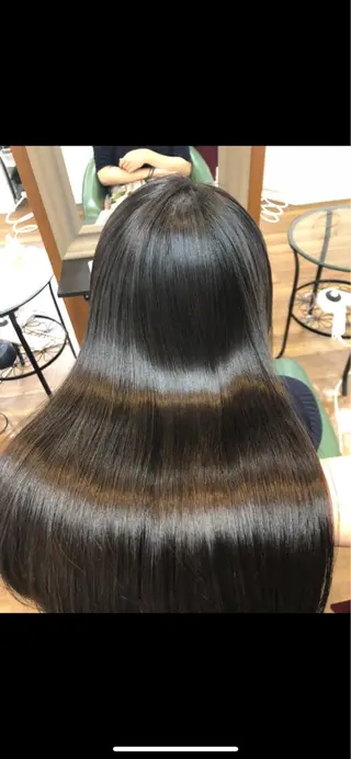 ロング カラー PALETTE(パレット)所属・SHIORI💜口コ ミNo.1艶カラーのヘアスタイル