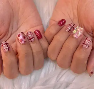 ネイル 富岡 妃奈のネイルデザイン