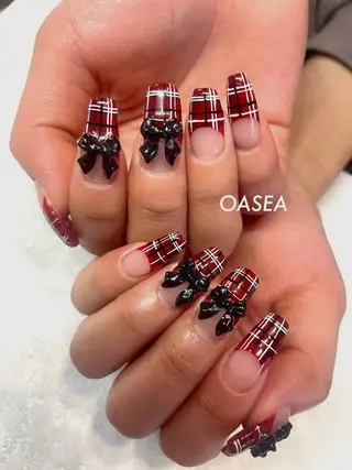 ネイル 🌞💜 KAORI 🌴のネイルデザイン