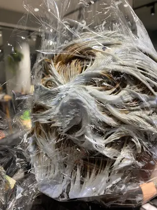 カラー Nakashima Akiのヘアスタイル