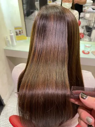 セミロング 圧倒的美髪ストレート ツダケイタロウのヘアスタイル