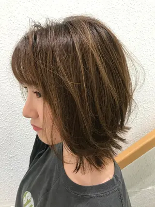 ショート カラー ウエモト　タク ショート/レイヤーのヘアスタイル