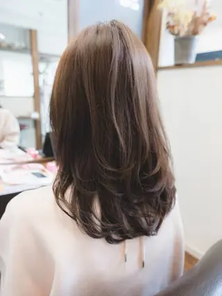 セミロング アミーベル🧸🧡 廿日市本店のヘアスタイル