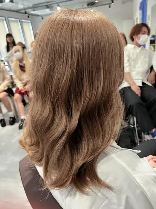 セミロング カラー 🌻井上 マリー🌻のヘアスタイル