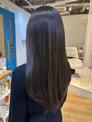 ロング 伊藤 かなのヘアスタイル