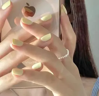 ネイル 高木 維麗絲のネイルデザイン