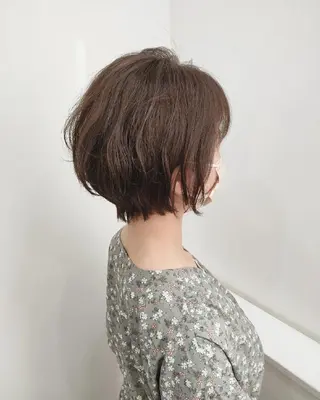 ショート カラー sepiage trois所属・酒井 亜希のヘアスタイル