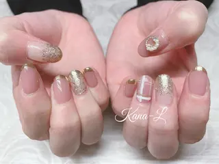カラー ネイル 芦辺 香奈のネイルデザイン