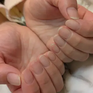 ネイル ジェヌインネイル 河内のネイルデザイン