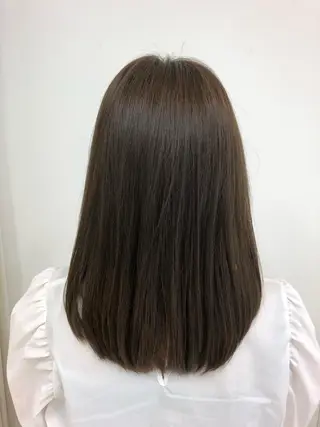 セミロング カラー Ｄirector 　徳久　真紀の眉毛・アイブロウイメージ