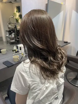 ロング カラー eyl所属・伊達 育海のヘアスタイル