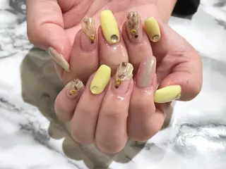 ネイル 舞田 苑香のネイルデザイン