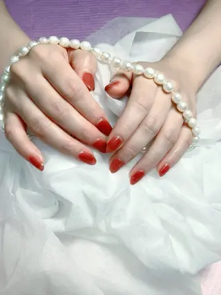 ネイル pink ladyサロン所属・べ にのネイルデザイン