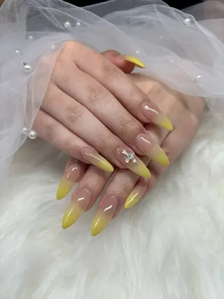 ネイル ANELA サクラのネイルデザイン