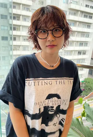 ミディアム カラー パーマ レイヤー／似合わせ TAKUYAのヘアスタイル