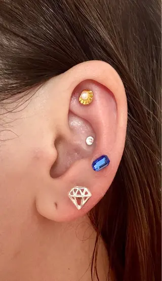 耳つぼジュエリー👂 🎀kumiのエステ・リラクイメージ