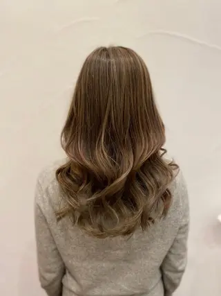 ロング カラー Ash中目黒店 榊間茜のヘアスタイル