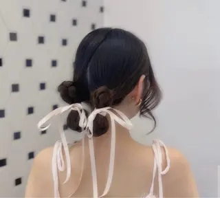 セミロング カラー パーマ ヘアアレンジ 顔周り/透明感/銀座 🩵りのせのヘアスタイル