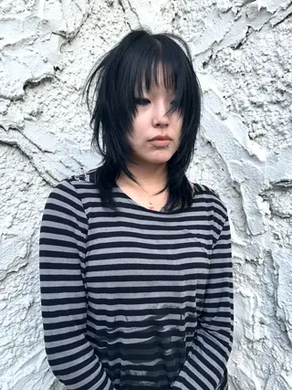 セミロング デザインカラー⭐︎★ 🐆hyo🐆のヘアスタイル