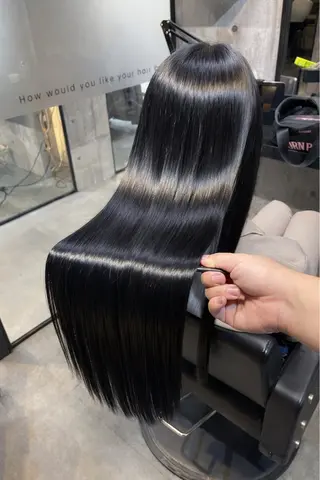 ロング ♦️髪質改善美髪矯正 💍谷口克也♦️のヘアスタイル