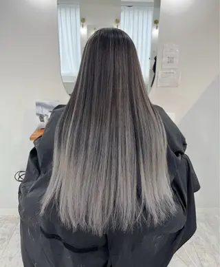 ロング カラー ROBIN所属・指名数No.1 /NAOYAのヘアスタイル