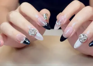 マツエク・マツパ エリ🫧 nail池袋東口のネイルデザイン