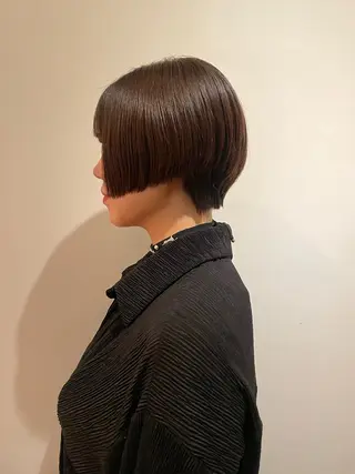 ショート ファッションに 溶け込むstyleのヘアスタイル