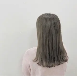 ロング ブリーチソムリエ認定 梅田茶屋町Eir辻のヘアスタイル
