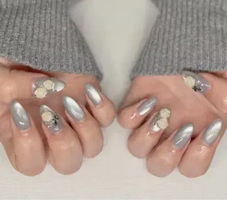 ネイル MILO 168 池袋のネイルデザイン