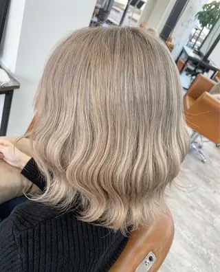 ミディアム カラー 🌸星名 萌々🌸 Recharme新保のヘアスタイル