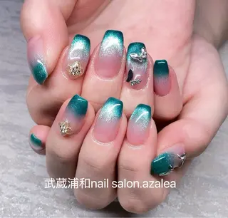 ネイル R inのネイルデザイン