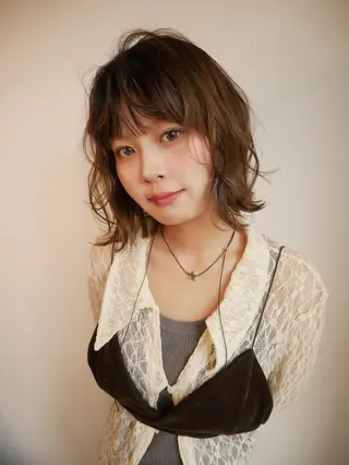 ミディアム カラー 森田遥奈/透明感カラ ー/似合わせカットのヘアスタイル