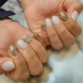 ネイル ジェヌインネイル 河内のネイルデザイン