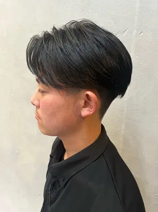 ミディアム パーマ メンズ 穐田 航のヘアスタイル