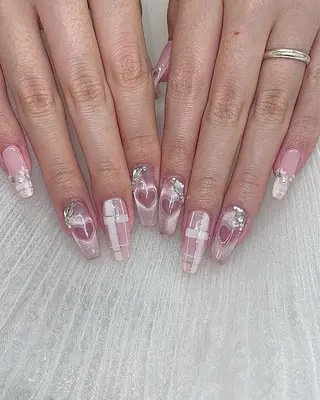 ネイル 五十嵐 美智のネイルデザイン