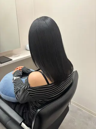 ショート と きのヘアスタイル