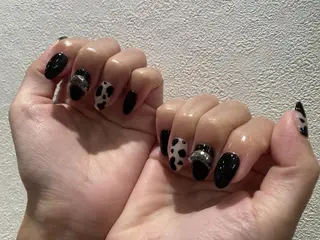 ネイル 【尾下】 ロイヤル•セラピストのネイルデザイン