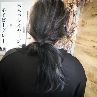 ロング カラー テトネ タカシのヘアスタイル